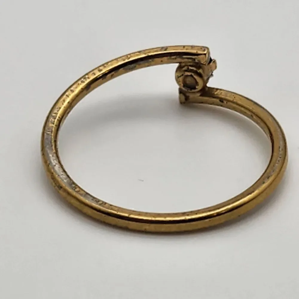 Vintage Avon Gold Tone & Black Rhinestone Ring (7.5)